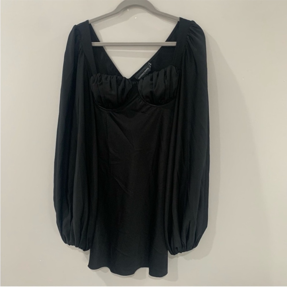 Jagger & Stone Dress Liv Mini Bustier Peasant Sleeve in Satin Black - Picture 5 of 9